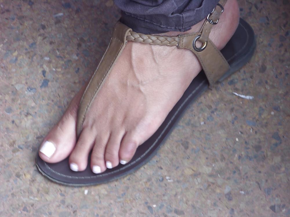 25P Street feet 3