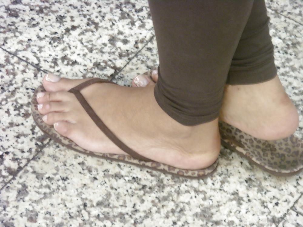 25P Street feet 3