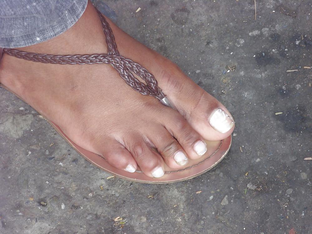 25P Street feet 3