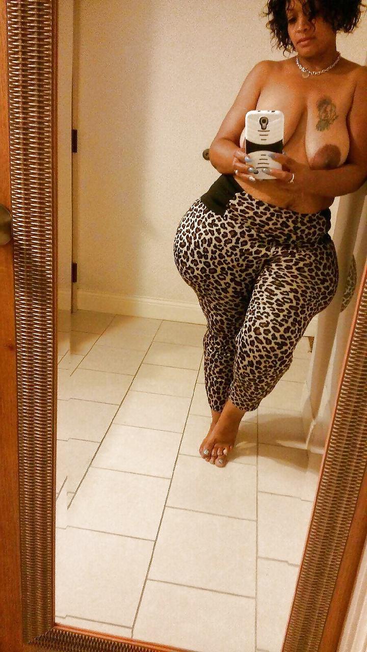 25P Masturbation oddities and Freak size extremes
