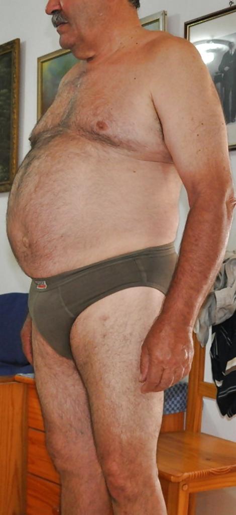 25P Grandpa loves to eat cum