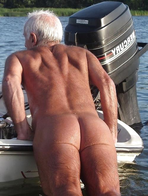 25P Grandpa loves to eat cum