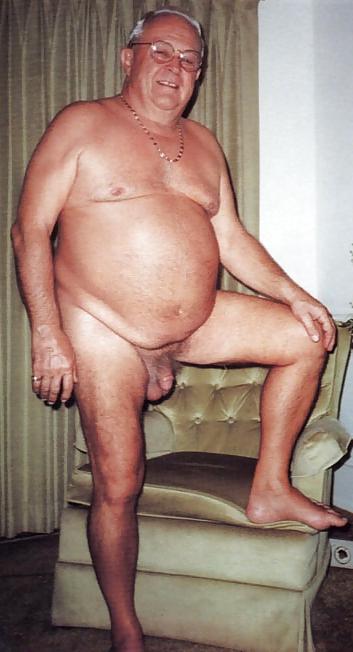 25P Grandpa loves to eat cum