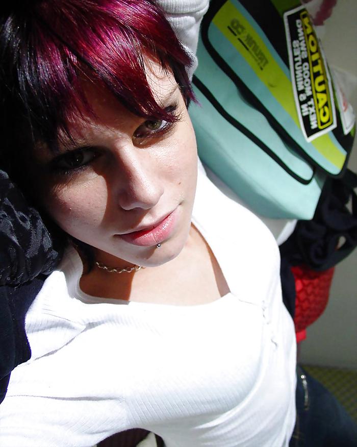 15P Emo selfies