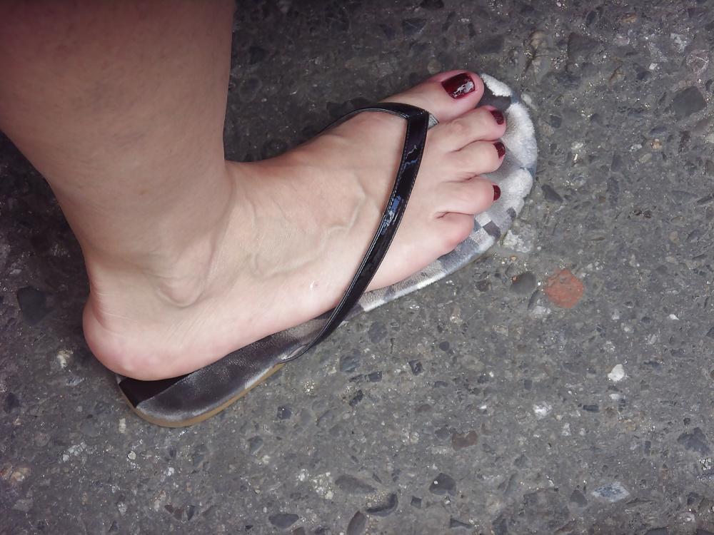 25P Street feet 4