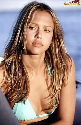 25P Jessica Alba: Ultimate Collection