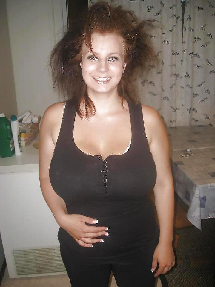 9P Big boobs pictures that make me cum (non nude)