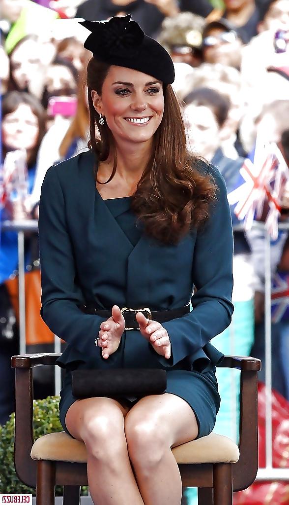 25P Kate Middleton Royal Upskirts and Ass