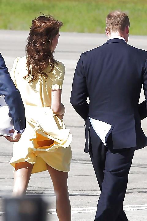 25P Kate Middleton Royal Upskirts and Ass