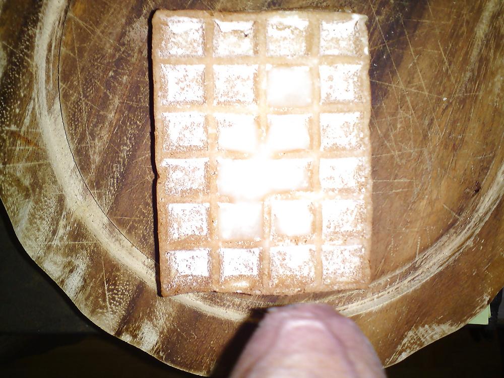 25P Cum on Food III