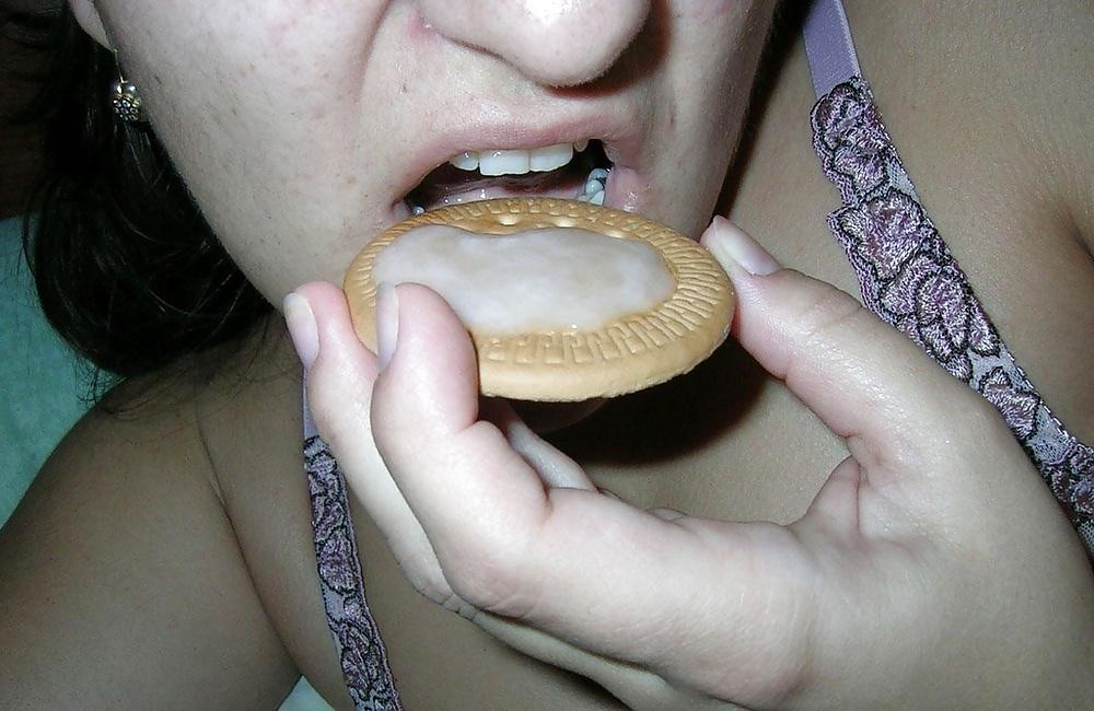 25P Cum on Food III