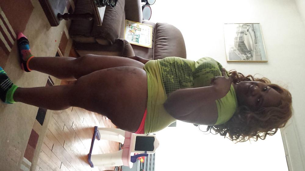 6P Super booty youngin. 24 yrs old. 