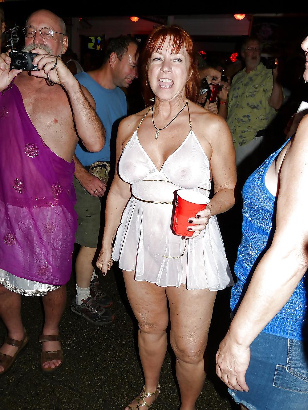 15P Upskirt street candid part 10