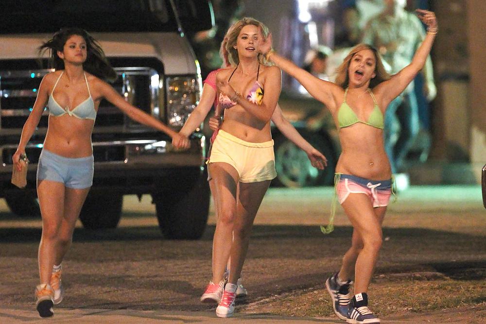 25P Spring Breakers - Hot Sluts - Collection