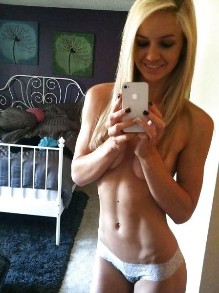 25P Selfie Amateur Babes - vol 44!