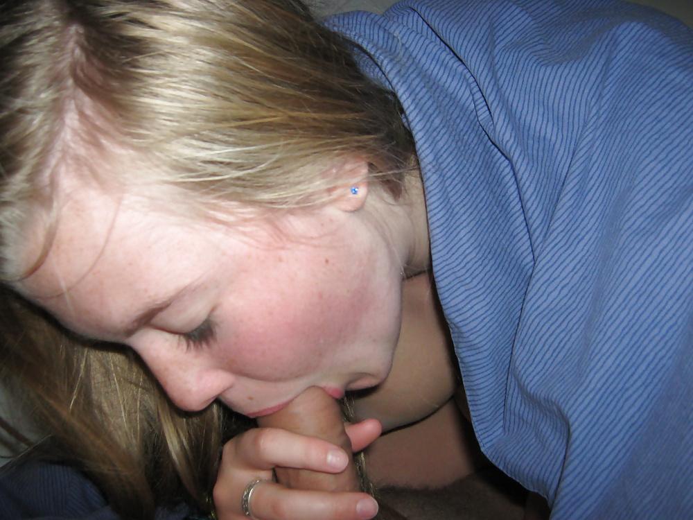 21P Hot English minx
