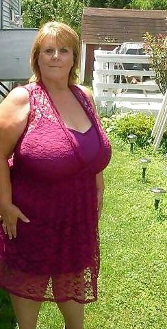 17P Nice big boob plump mature dressed
