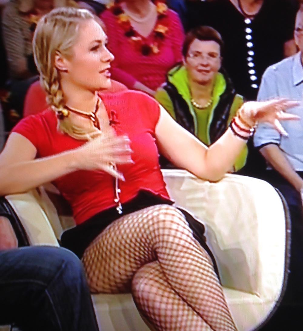 17P Ruth Moschner als Wichsvorlage