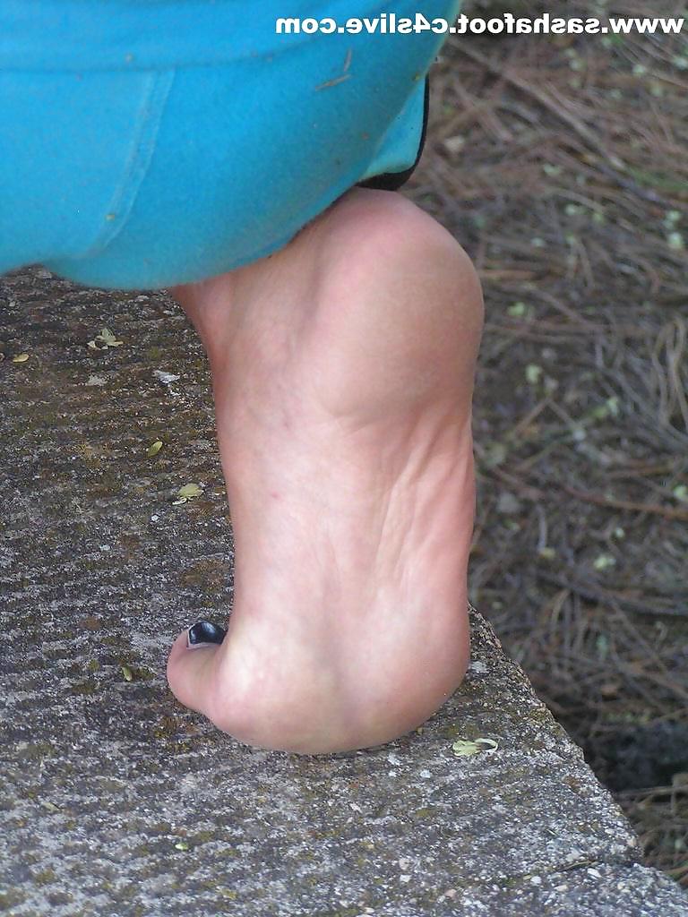 10P Street Feet 2