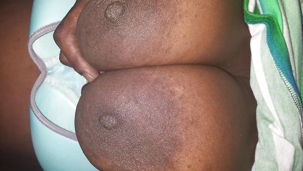 23P Very big clit