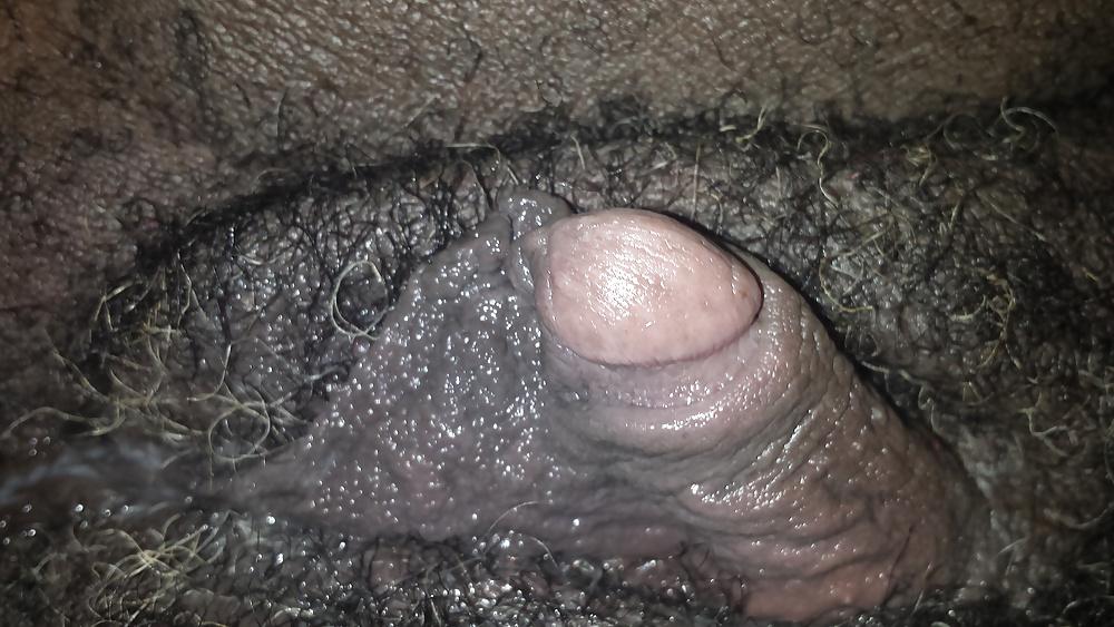 23P Very big clit