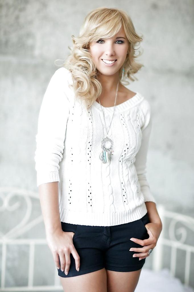 25P Annemarie Eilfeld ( DSDS )