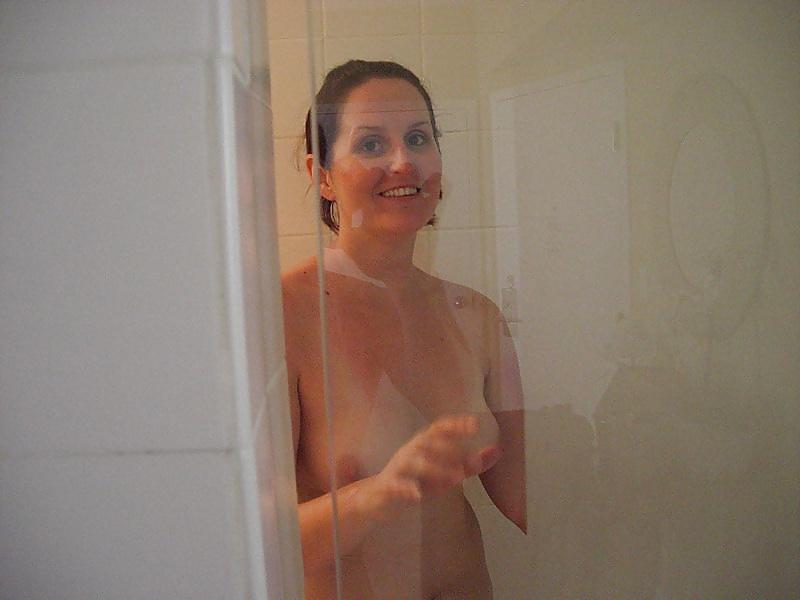 18P Chubby mature amateur