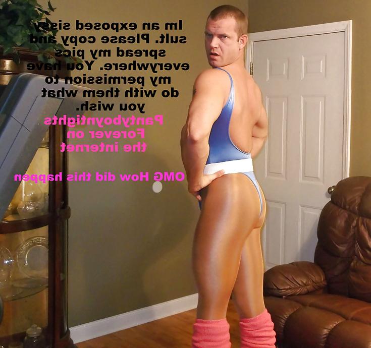 18P Exposed Sissy Crossdresser