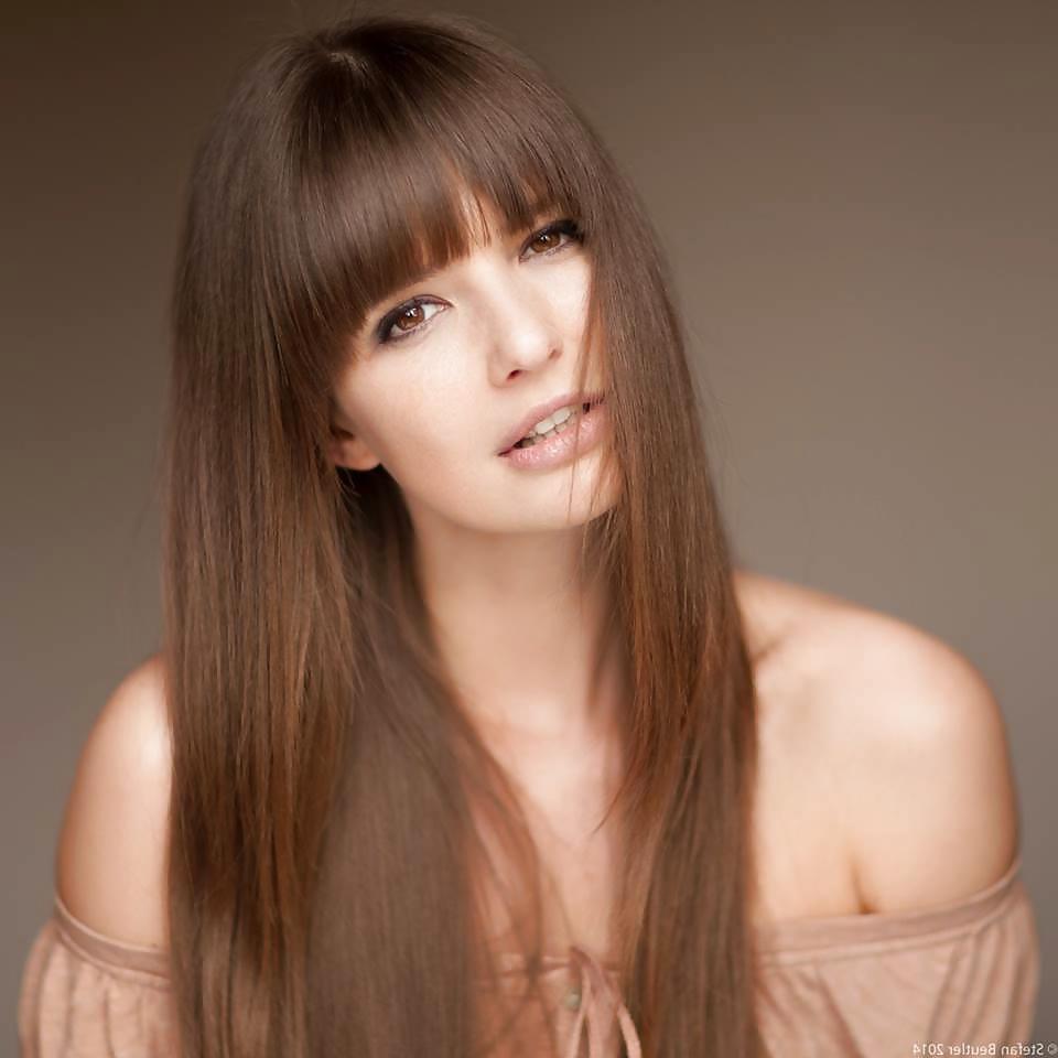 25P German Model Bernadette Kaspar