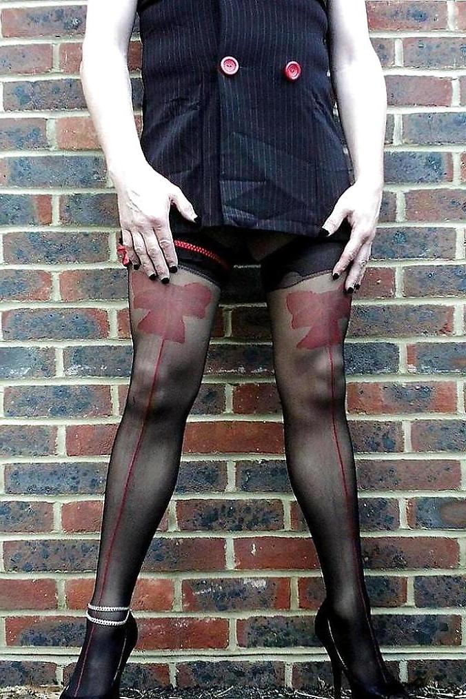 8P Stockings and heels 2