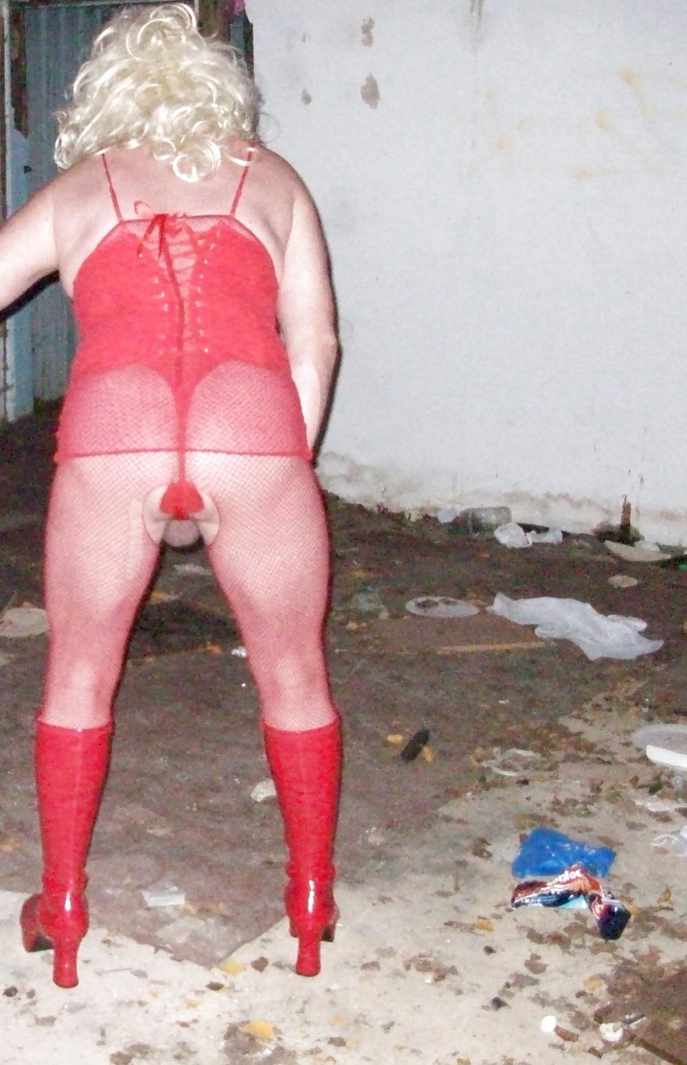 25P Crossdresser outdoor