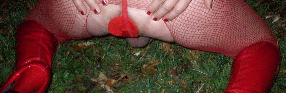 25P Crossdresser outdoor