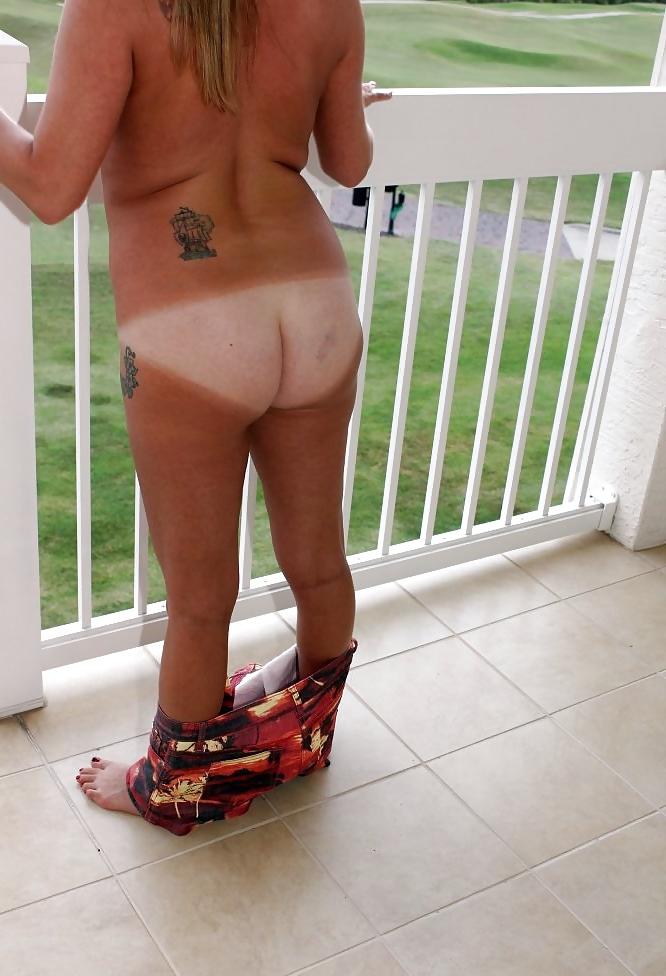 9P Naked on the balcony