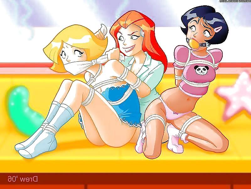 25P Cartoons Tied up