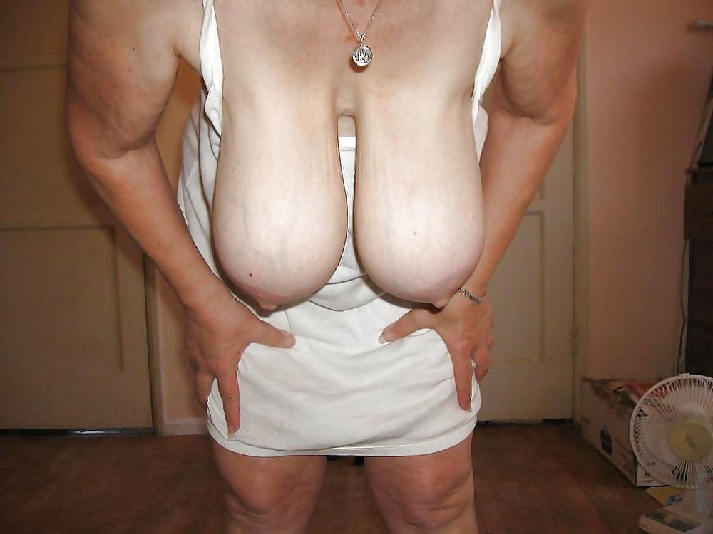 25P Something erotic about hanging titties