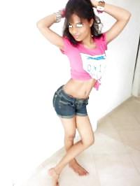 15P Sri Lankan Babe Exposed