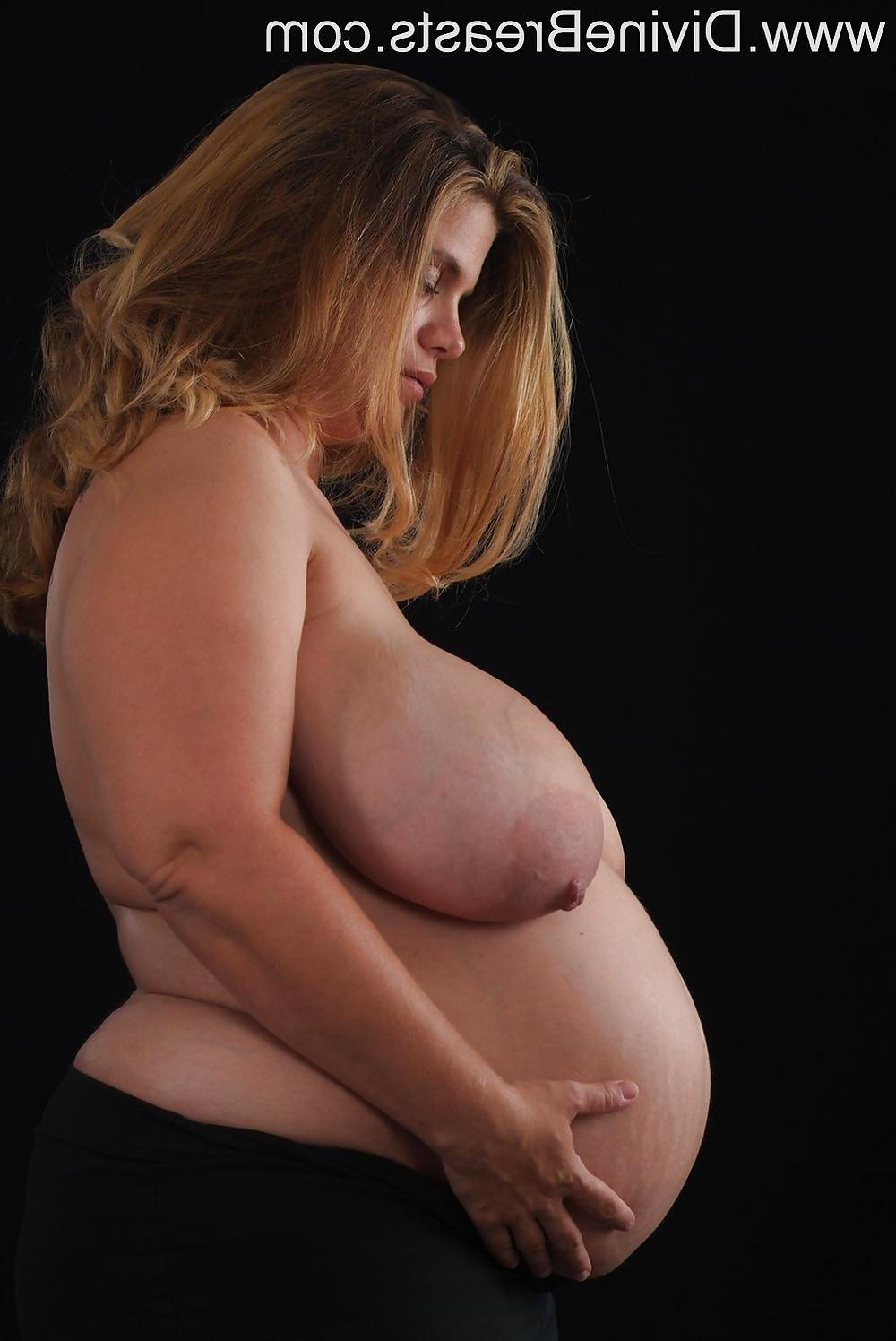 5P Pregnant With Big Boobs