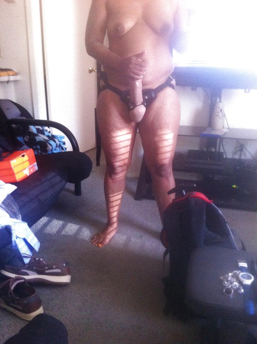 19P Detroit strapon chick