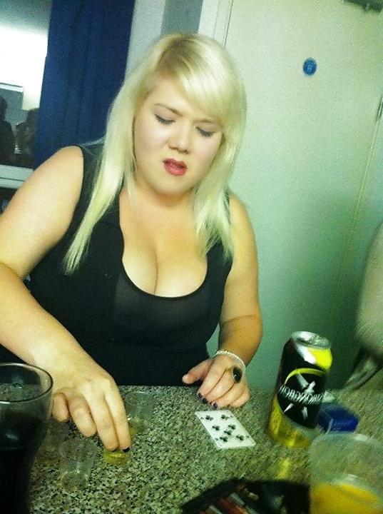 25P Big Boobs on this Party-Fatty