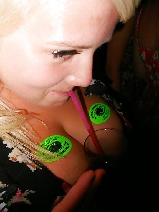 25P Big Boobs on this Party-Fatty