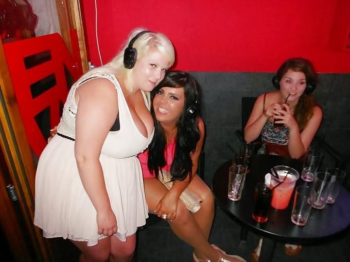 25P Big Boobs on this Party-Fatty
