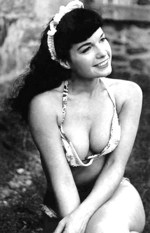 25P Bettie Page