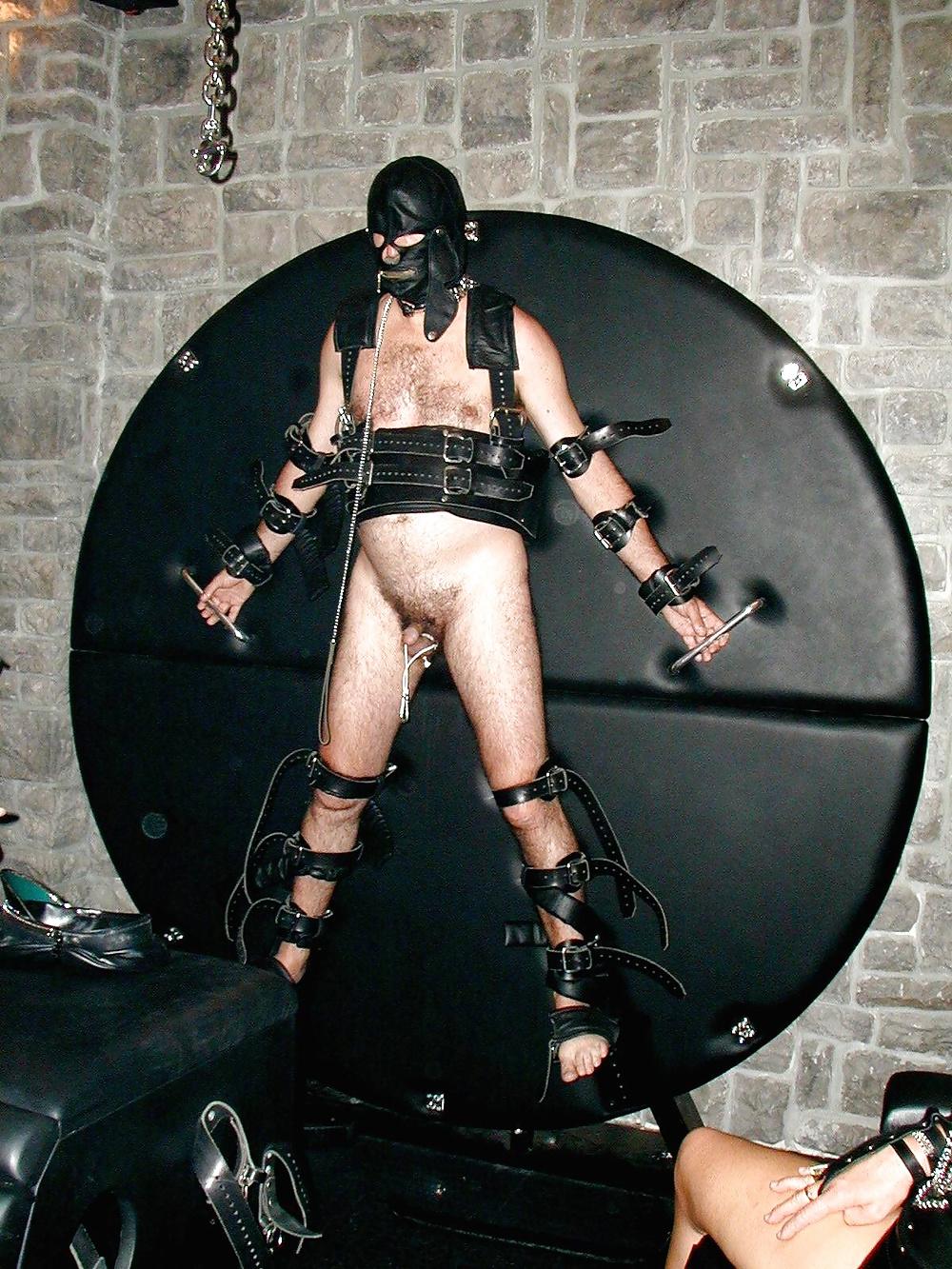16P Mistress & Master breaking in a new slave..