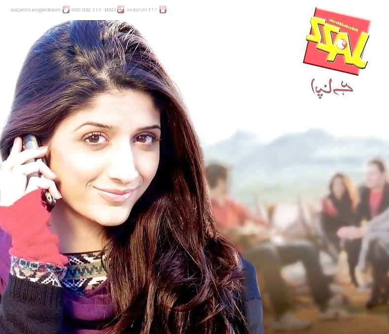 25P Mawra Hocane