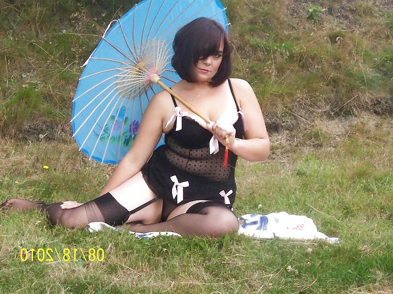 25P Plump Milf