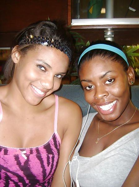 25P Volleyball facebook girls