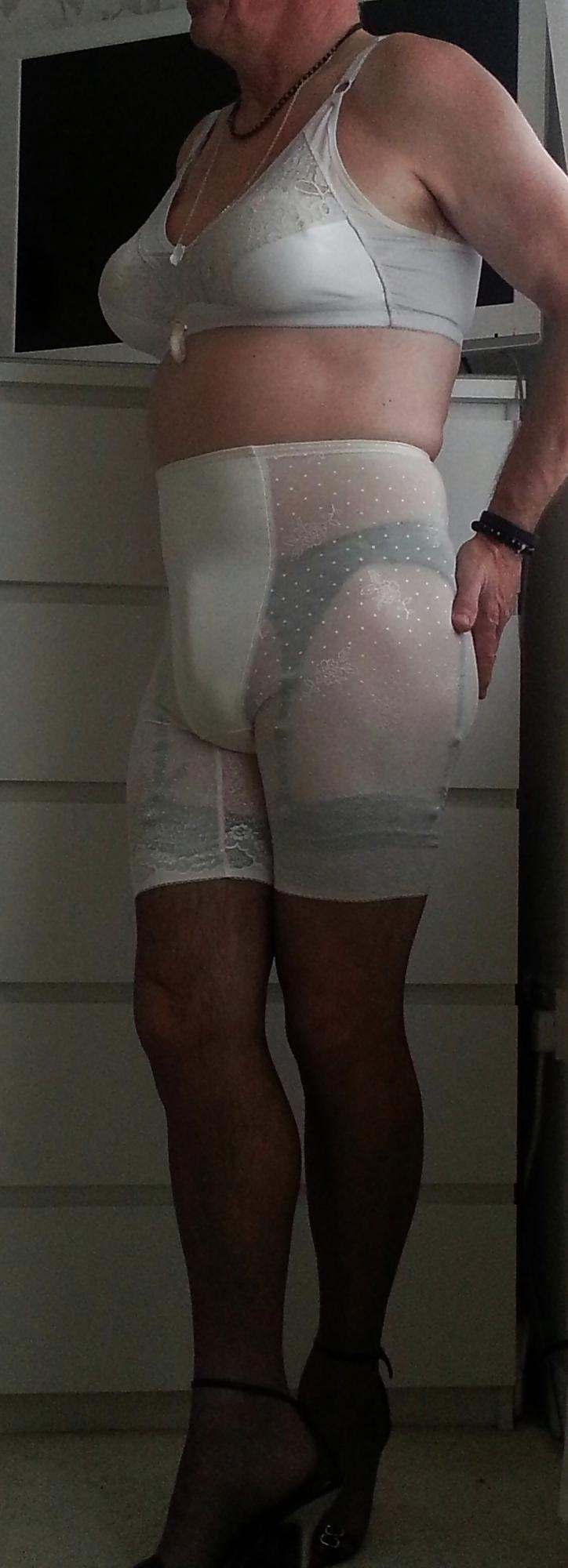 20P Crossdresser