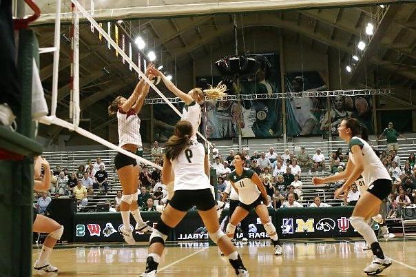 25P Insanely Hot College Volleyball Player