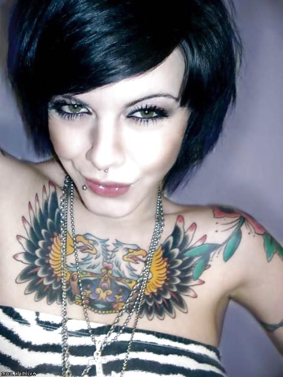 18P Emo girls with nice tattoos