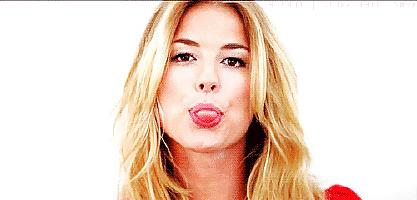 25P Emily vancamp